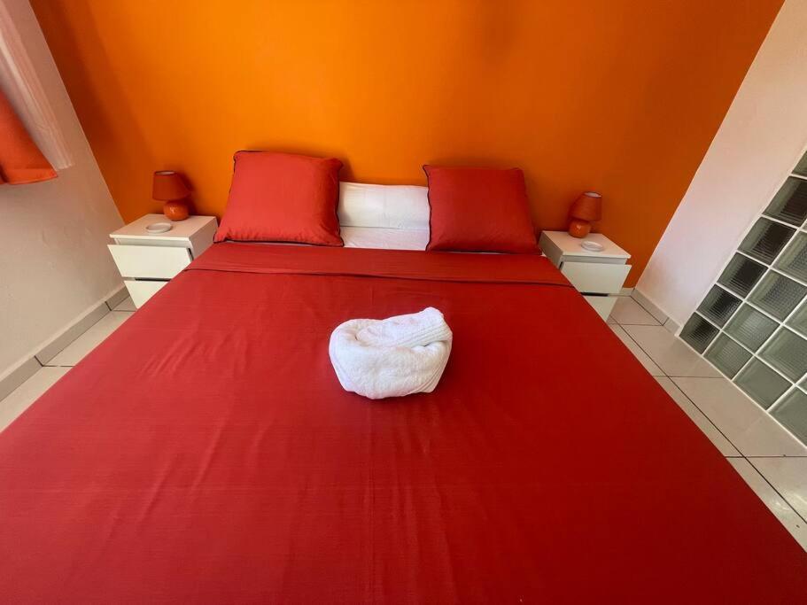 Kay Johanna Les Abymes Ngoại thất bức ảnh